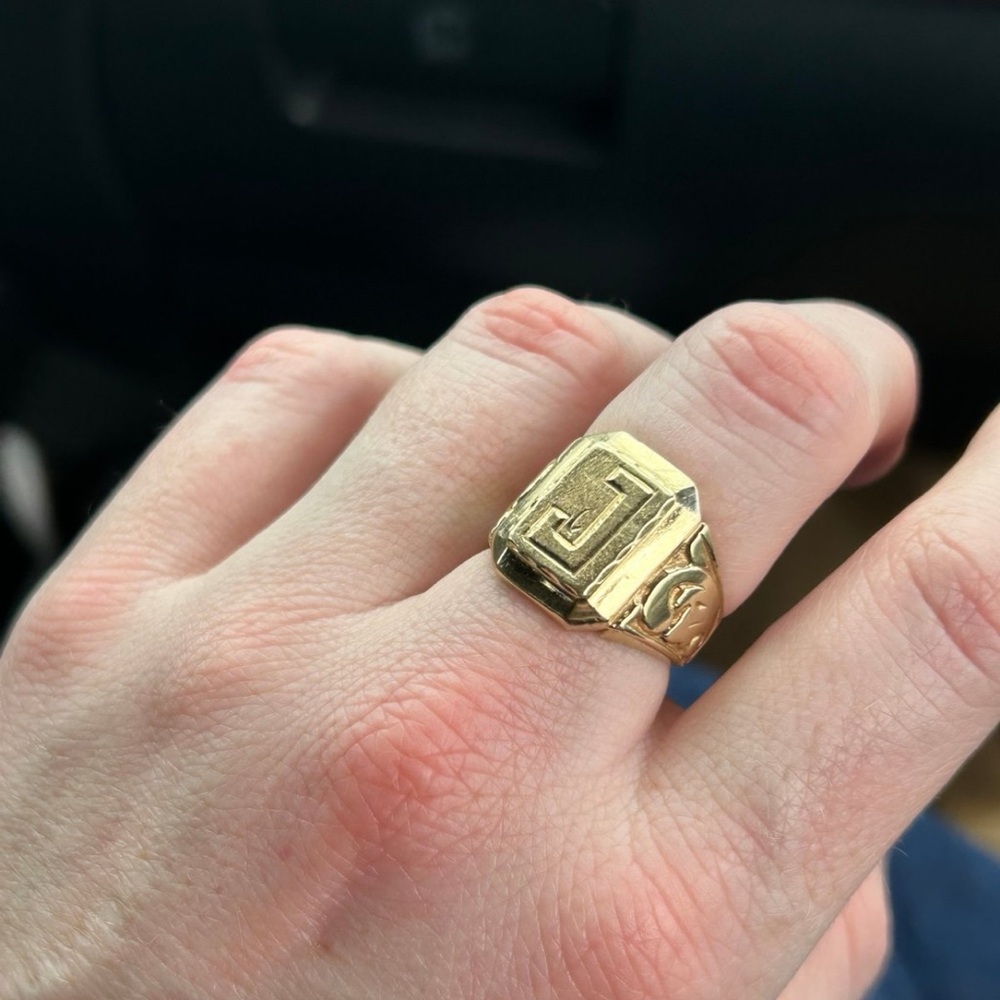 Solid 14k HEAVY J Initial Signet Ring Size 9